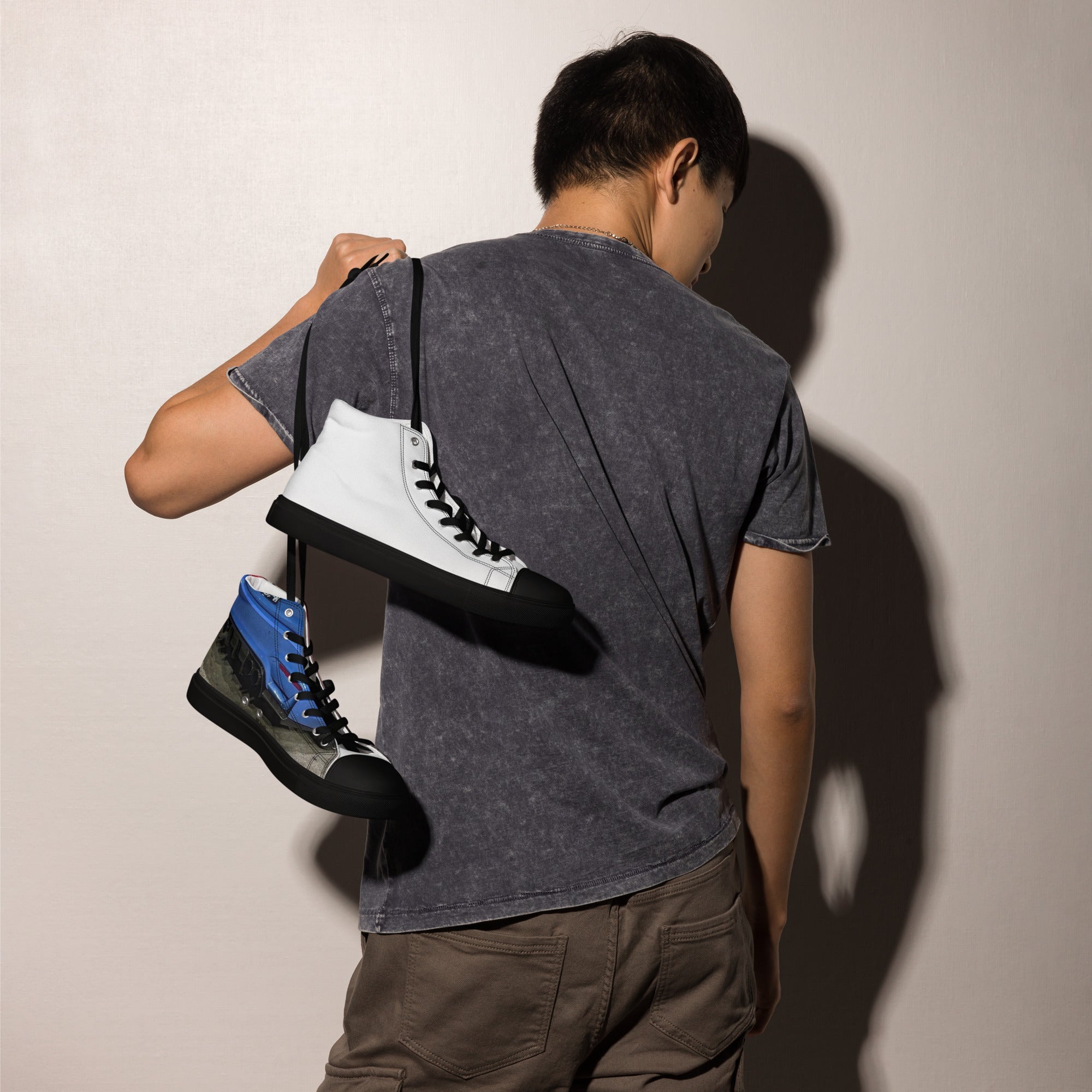 Men’s high top canvas shoes - Salons