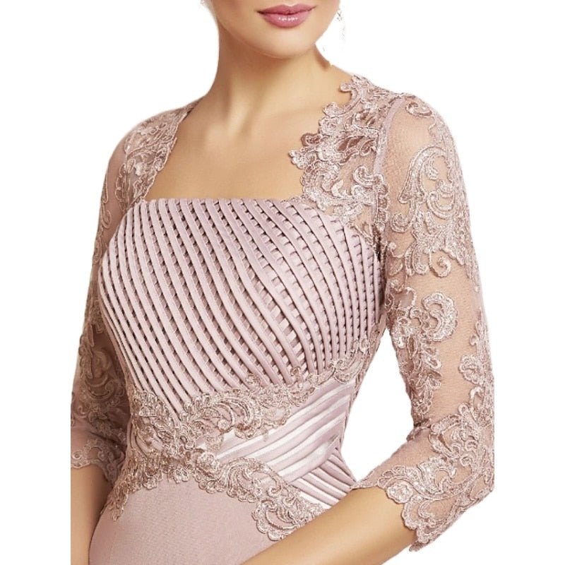 Pale pink delicate weaved mother of the dress suit - Salons