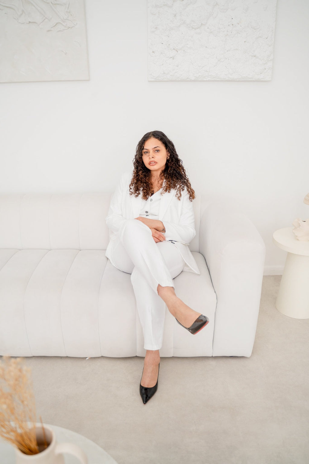 The snow white spark 3-piece pantsuit (UK size 12) - Salons