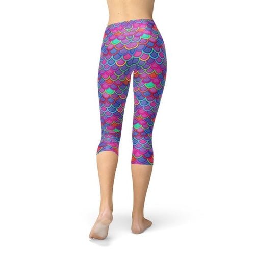 Womens Purple Pink Mermaid Capri Leggings - Salons