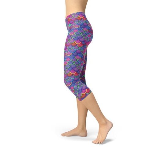 Womens Purple Pink Mermaid Capri Leggings - Salons